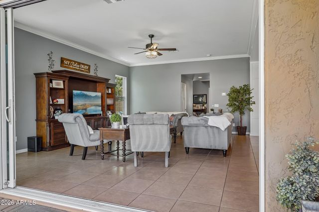 10556 E MENDOZA Avenue, Mesa, AZ 85209