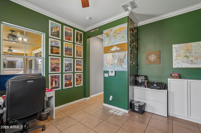 10556 E MENDOZA Avenue, Mesa, AZ 85209