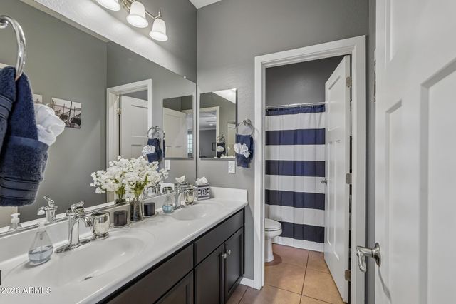 10556 E MENDOZA Avenue, Mesa, AZ 85209