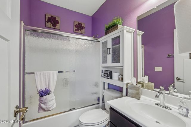 10556 E MENDOZA Avenue, Mesa, AZ 85209