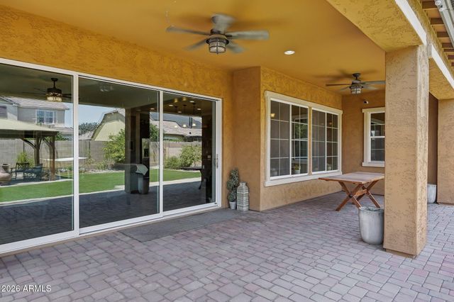 10556 E MENDOZA Avenue, Mesa, AZ 85209