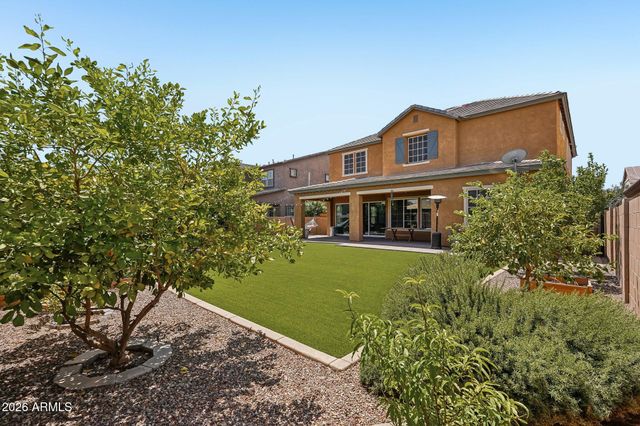 10556 E MENDOZA Avenue, Mesa, AZ 85209