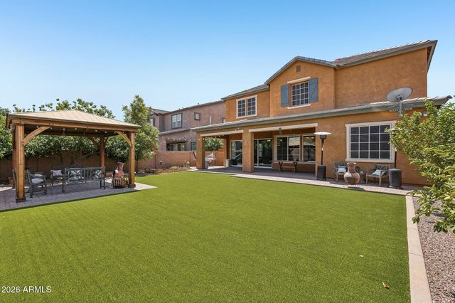 10556 E MENDOZA Avenue, Mesa, AZ 85209