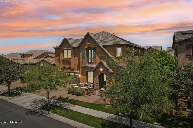 10556 E MENDOZA Avenue, Mesa, AZ 85209