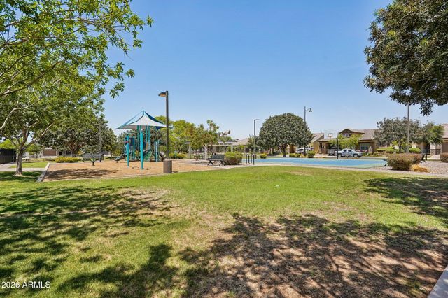 10556 E MENDOZA Avenue, Mesa, AZ 85209