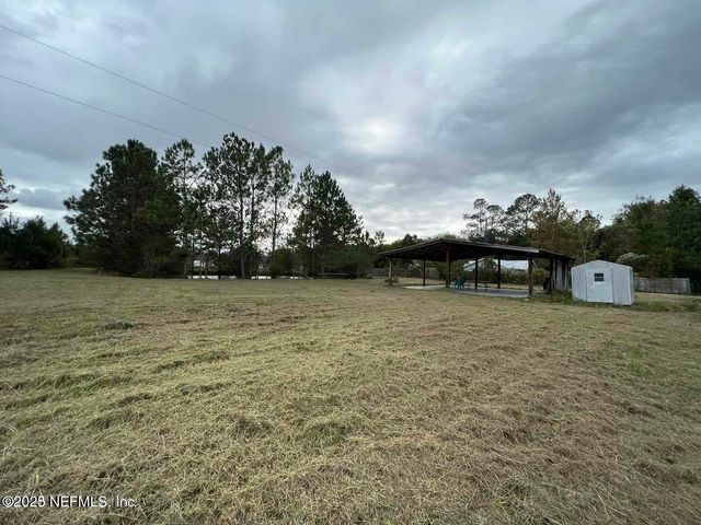 8484 NW 229 A Street, Starke, FL 32091