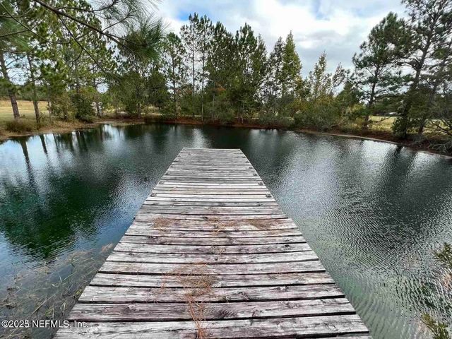 8484 NW 229 A Street, Starke, FL 32091