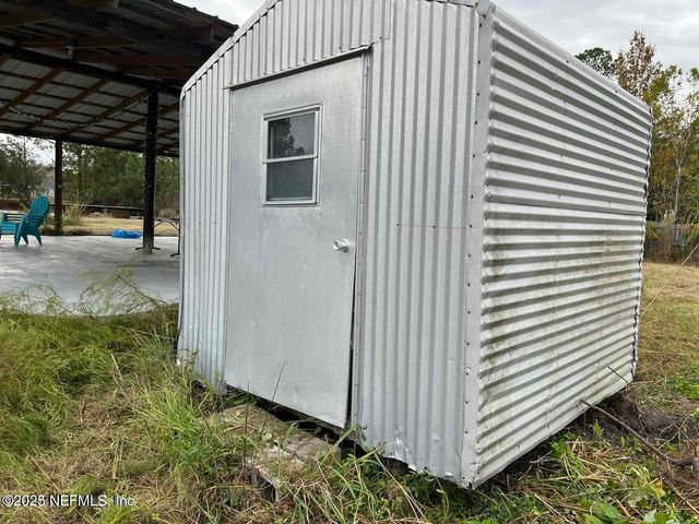 8484 NW 229 A Street, Starke, FL 32091