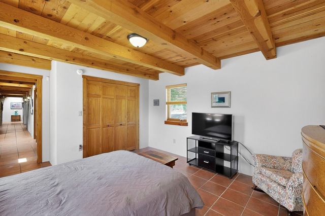 2000 W Mate Court NE, Rio Rancho, NM 87144