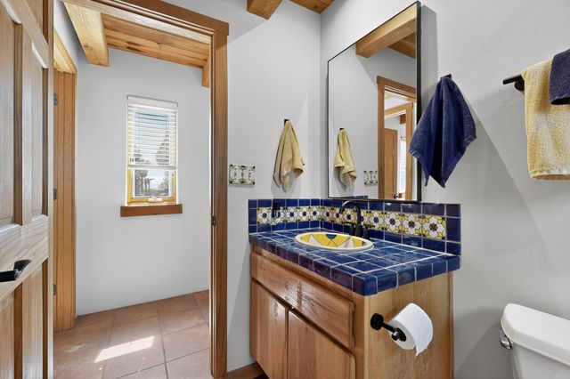 2000 W Mate Court NE, Rio Rancho, NM 87144