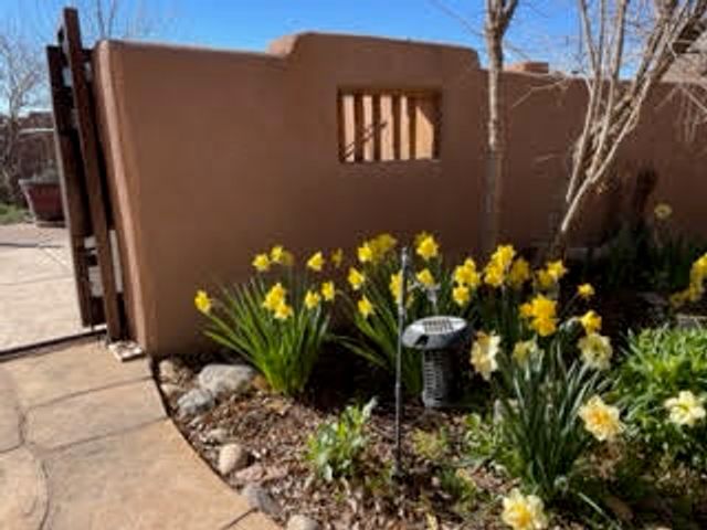 2000 W Mate Court NE, Rio Rancho, NM 87144
