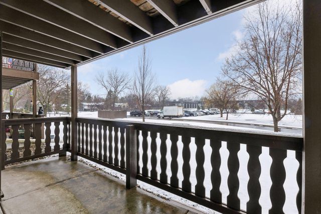 3431 Kent Street 704, Shoreview, MN 55126