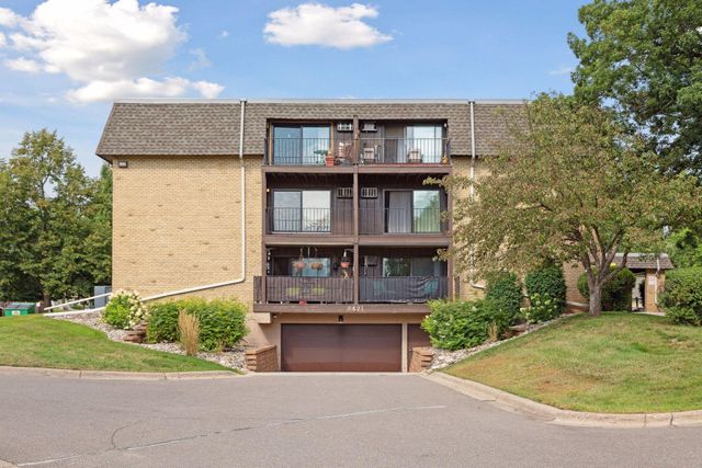 3431 Kent Street 704, Shoreview, MN 55126