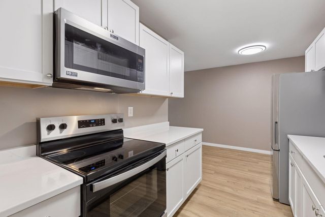 3431 Kent Street 704, Shoreview, MN 55126