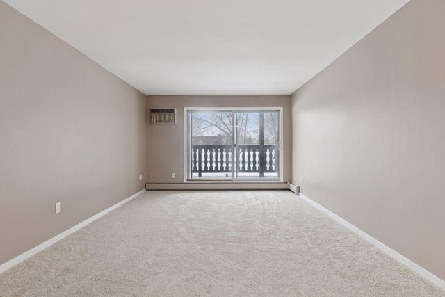 3431 Kent Street 704, Shoreview, MN 55126