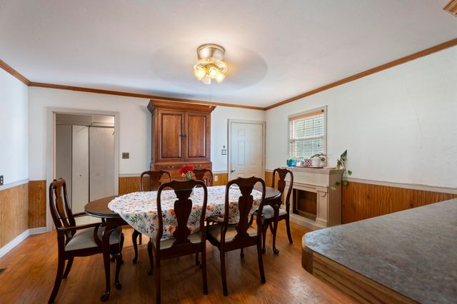 320 W Tahlequah Avenue, Vinita, OK 74301