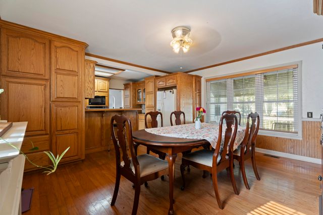 320 W Tahlequah Avenue, Vinita, OK 74301