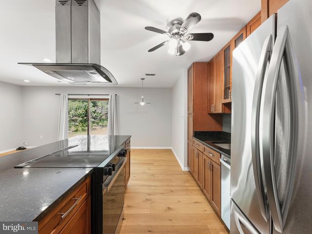 11404 TURNMILL LN, Reston, VA 20191