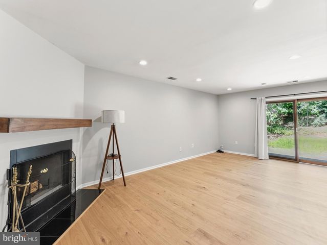 11404 TURNMILL LN, Reston, VA 20191