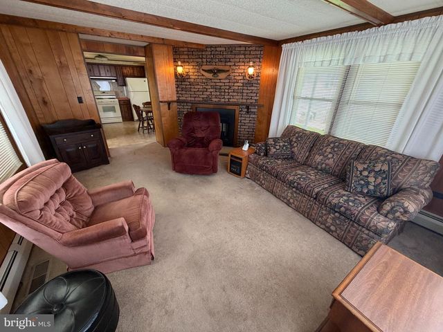 27 RIDGEWOOD MNR, Manheim, PA 17545