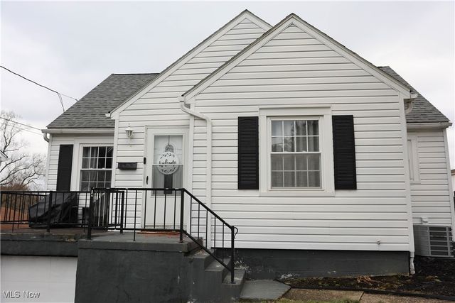 3508 Lindberg Way, Weirton, WV 26062