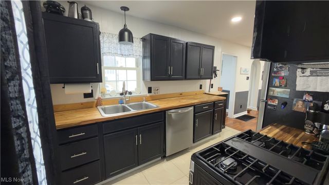 3508 Lindberg Way, Weirton, WV 26062