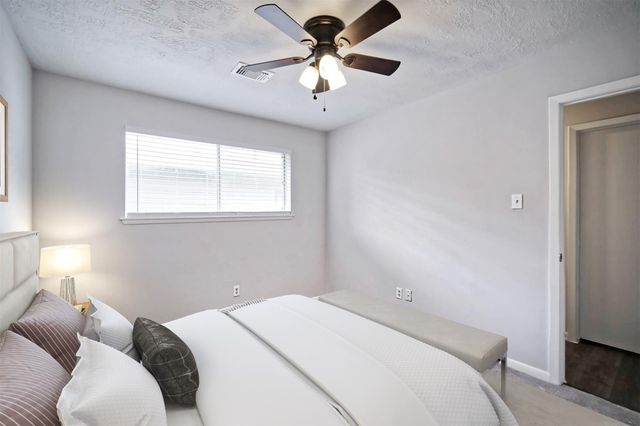 308 Lawrence Street A, Tomball, TX 77375