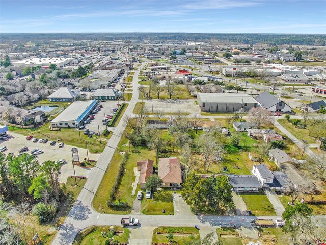 308 Lawrence Street A, Tomball, TX 77375