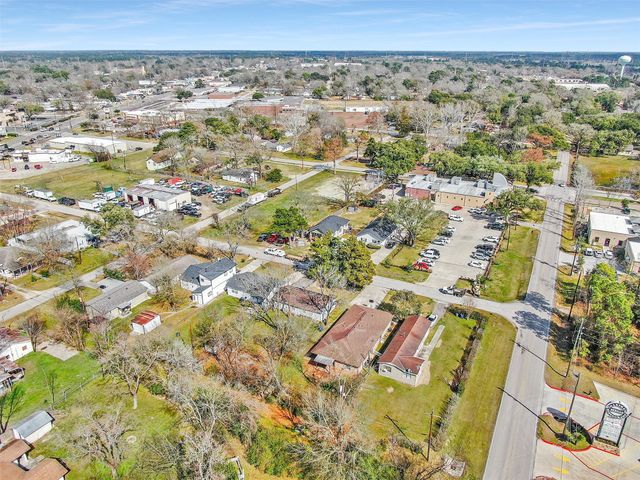 308 Lawrence Street A, Tomball, TX 77375