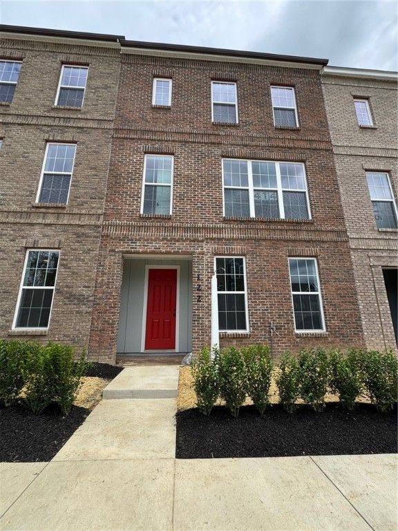 120 Main Street, Cranberry Twp, PA 16066