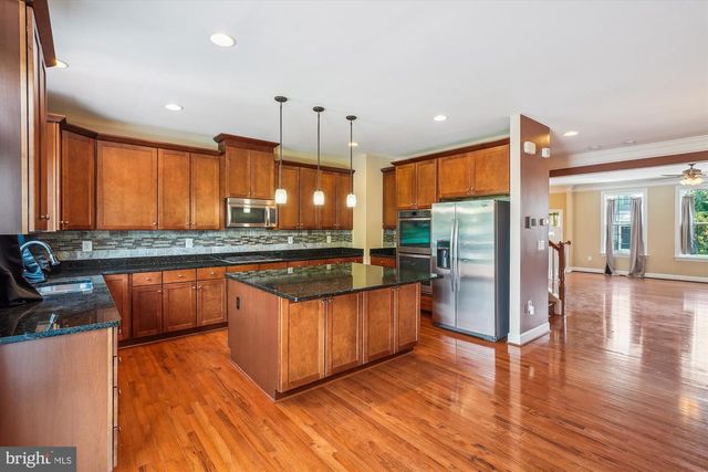16726 SHACKLEFORD WAY, Woodbridge, VA 22191