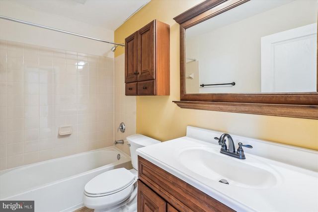 16726 SHACKLEFORD WAY, Woodbridge, VA 22191