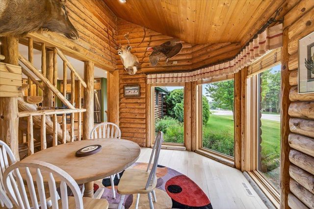 7943 Stagecoach Road, Cross Plains, WI 53528