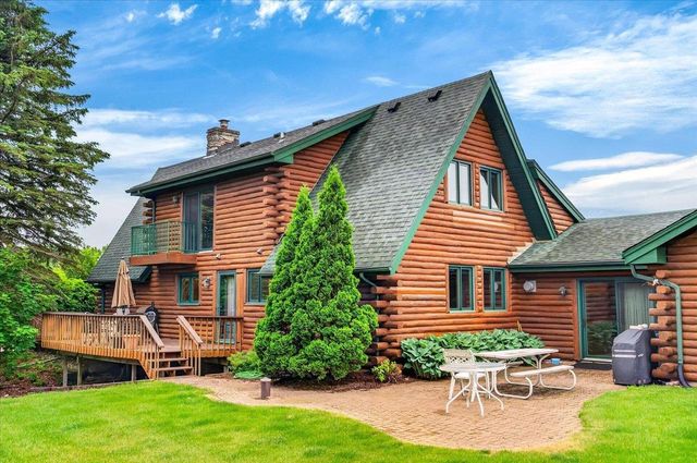 7943 Stagecoach Road, Cross Plains, WI 53528