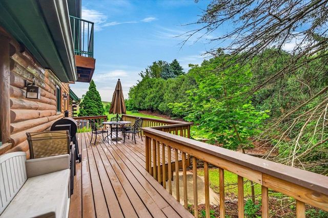7943 Stagecoach Road, Cross Plains, WI 53528