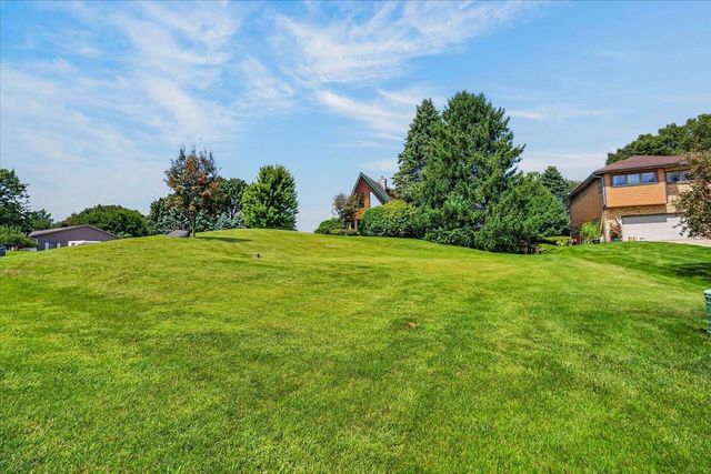 7943 Stagecoach Road, Cross Plains, WI 53528