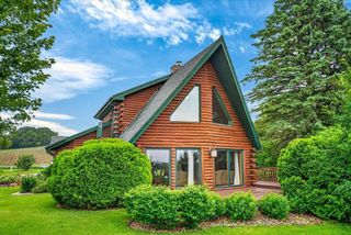 7943 Stagecoach Road, Cross Plains, WI 53528