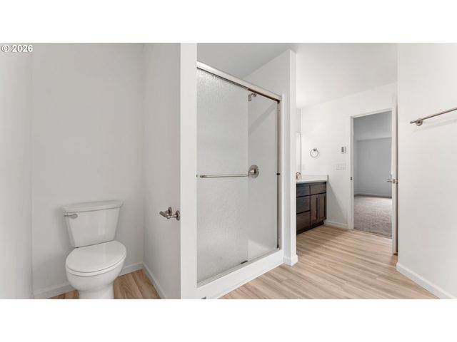 91512 Grinnell Ln, Coos Bay, OR 97420