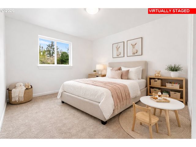 91512 Grinnell Ln, Coos Bay, OR 97420