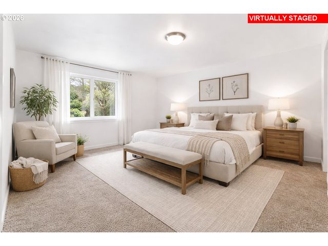 91512 Grinnell Ln, Coos Bay, OR 97420