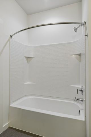 1900 12th Ave S Apt 215, Nashville, TN 37203