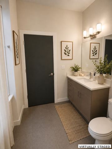 1900 12th Ave S Apt 215, Nashville, TN 37203