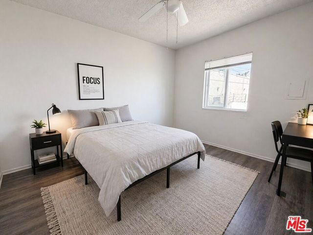 1133 W 36th Place 2, Los Angeles, CA 90007