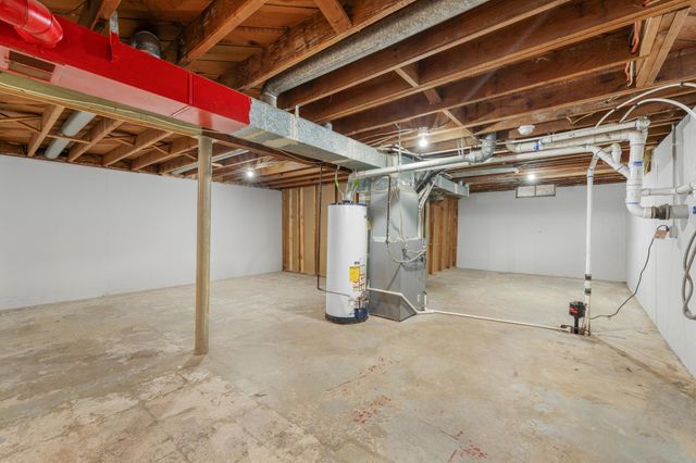 1921 E 51st St. S., Wichita, KS 67216