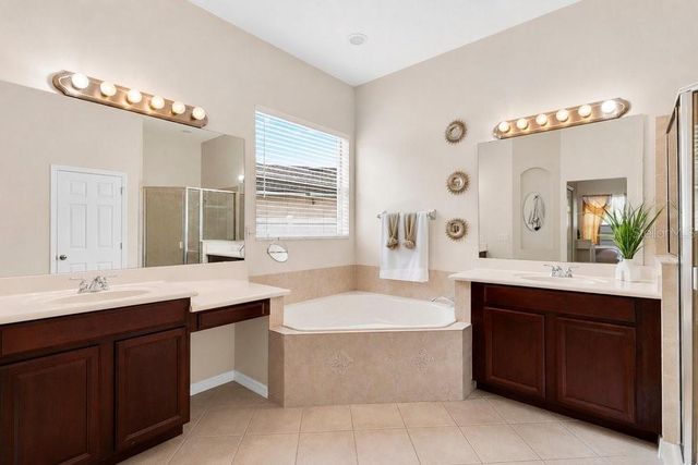 912 HIRE CIRCLE, Ocoee, FL 34761