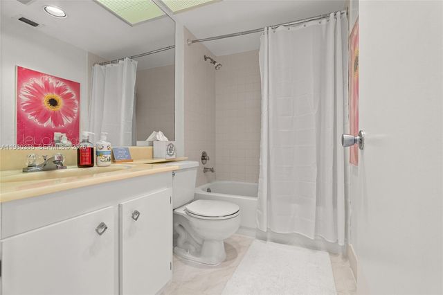 1803 Eleuthera Pt G4, Coconut Creek, FL 33066