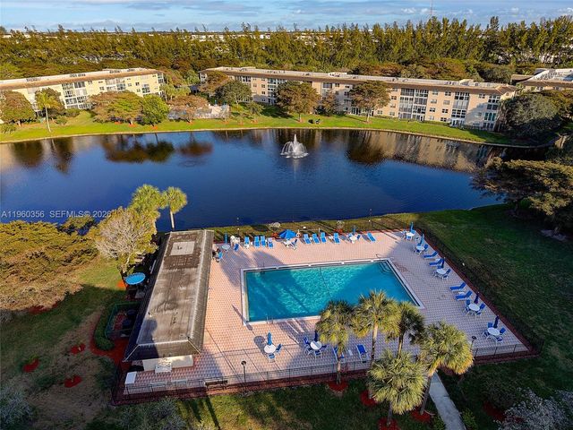 1803 Eleuthera Pt G4, Coconut Creek, FL 33066