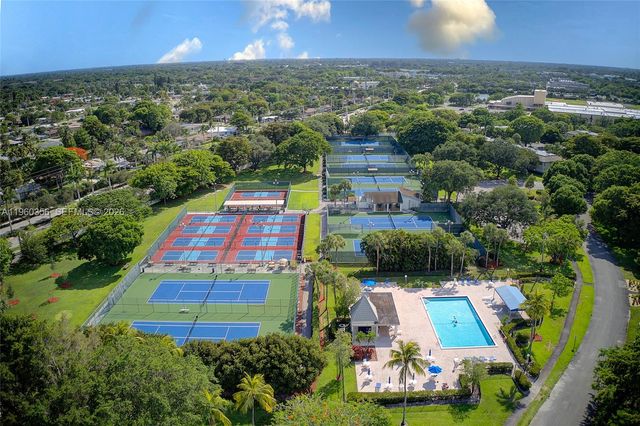 1803 Eleuthera Pt G4, Coconut Creek, FL 33066