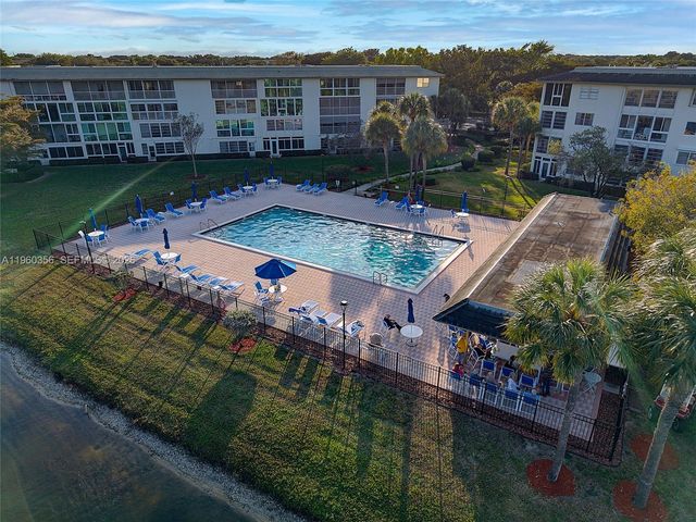 1803 Eleuthera Pt G4, Coconut Creek, FL 33066