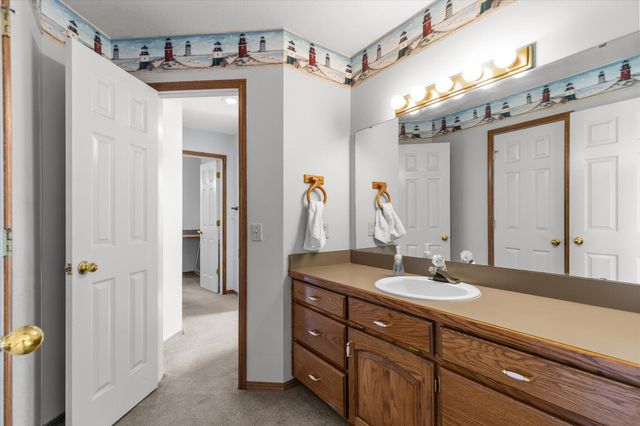 8268 Lawrence 2194, Monett, MO 65708